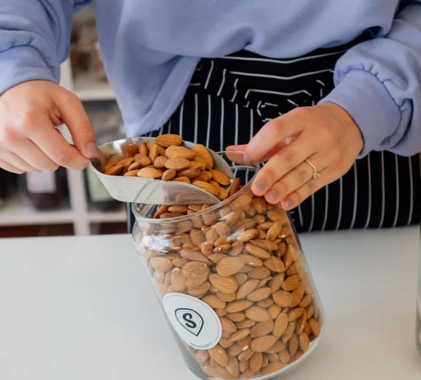 mandle, neloupané, ořechy, oříšky, zdravé tuky, svět plodů, 